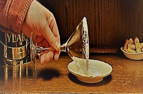 How to Rim a Cocktail Glass