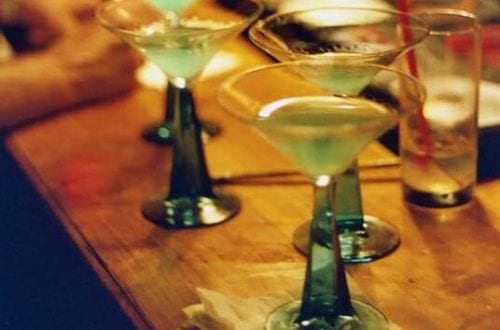glassware behind the bar basics bartending